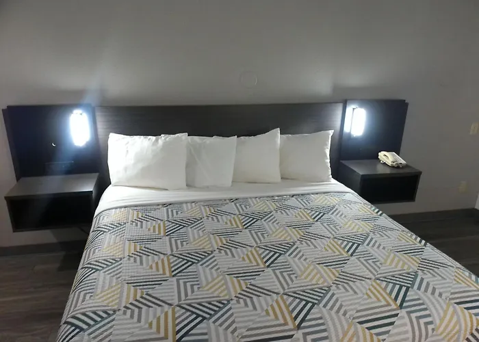 6-winslow, Az 4*